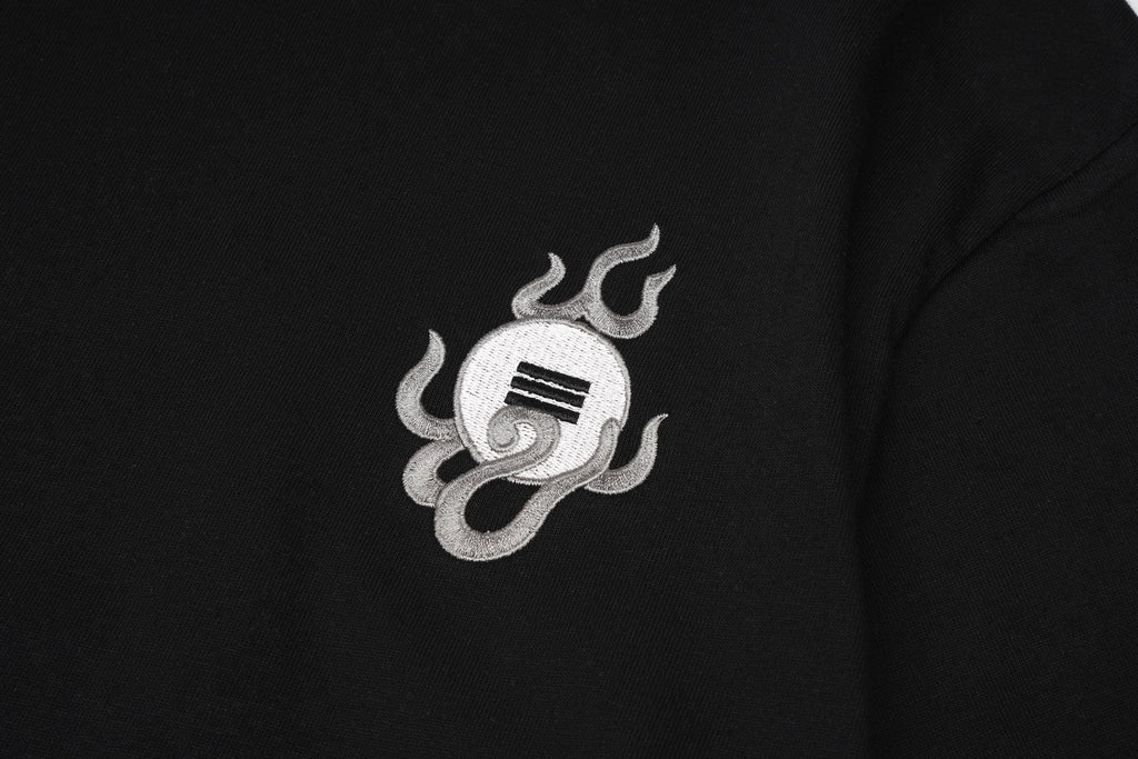 ET525 Kirin Embroidered Tee Niepce