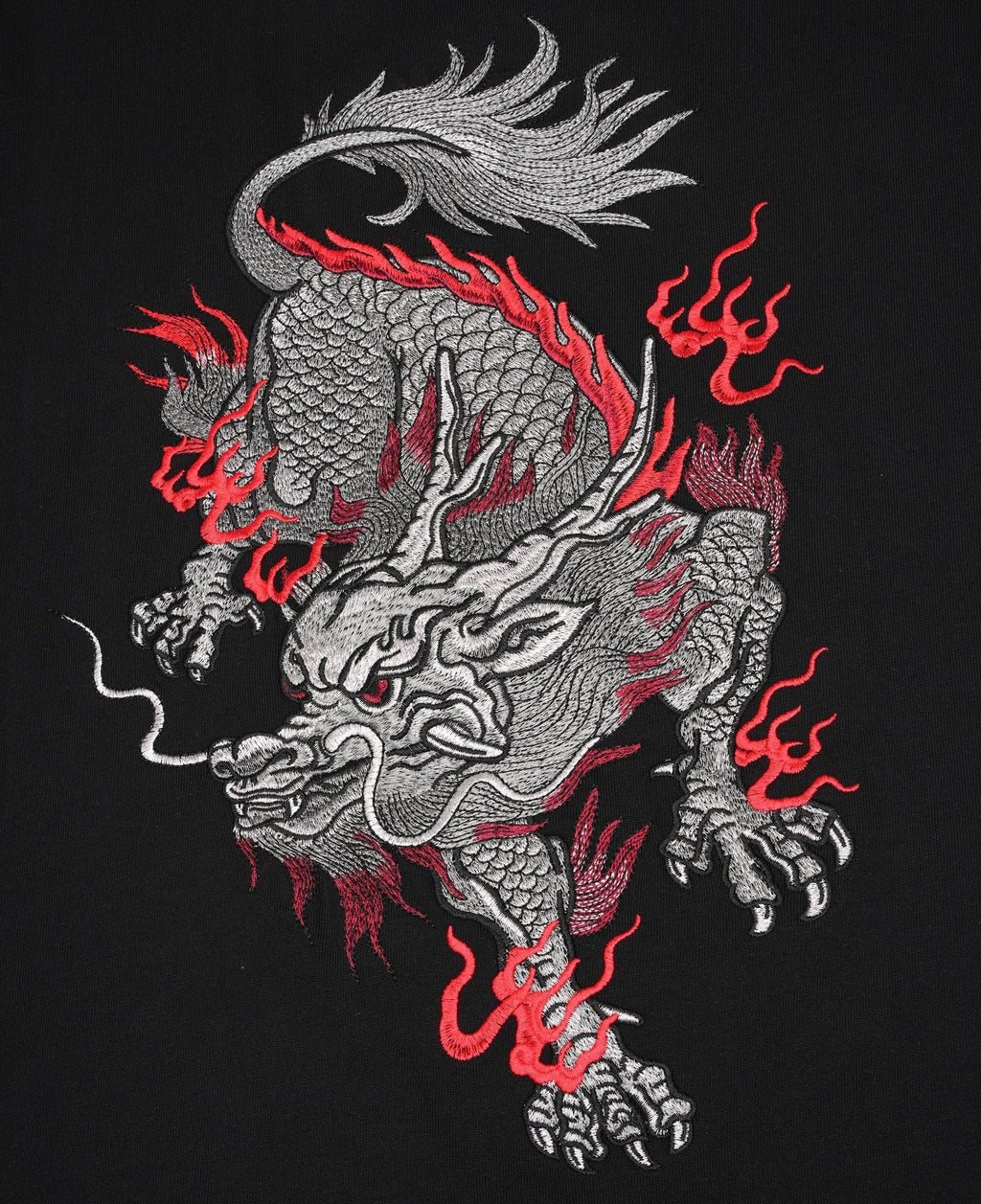 ET525 Kirin Embroidered Tee Niepce