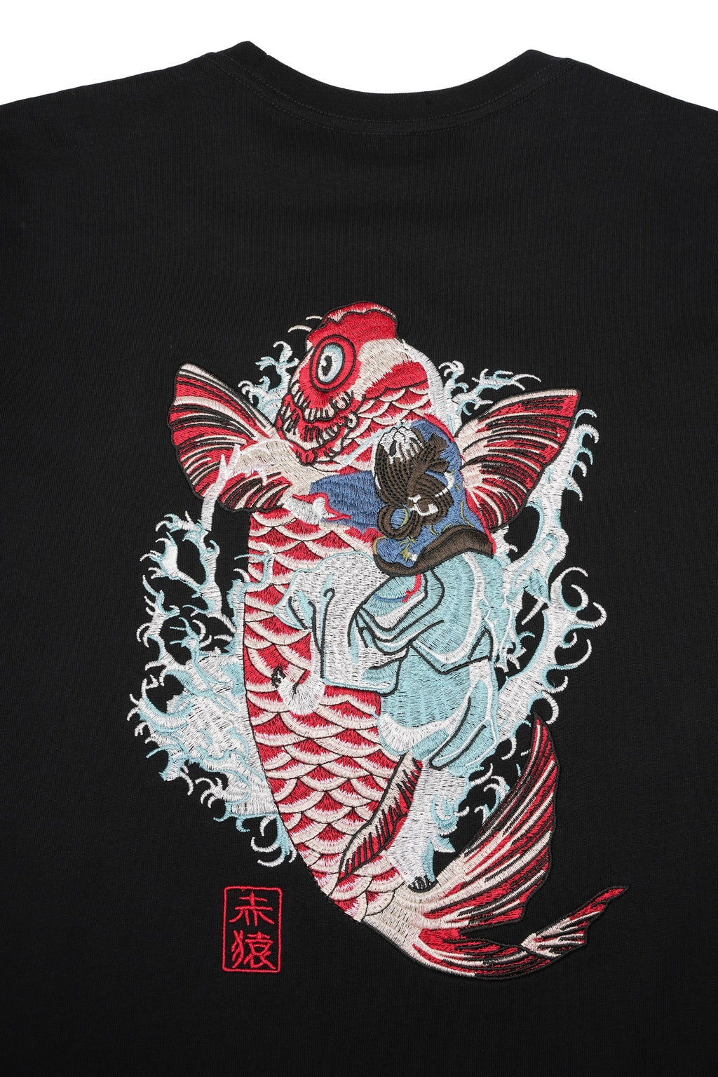 ET520 Red Koi Wave Rider Embroidered Tee Niepce