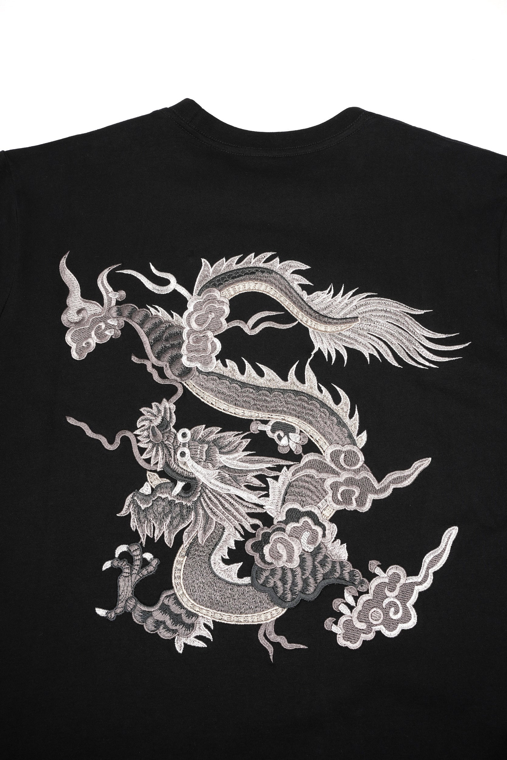 ET521 Grey Dragon Embroidered Tee Niepce