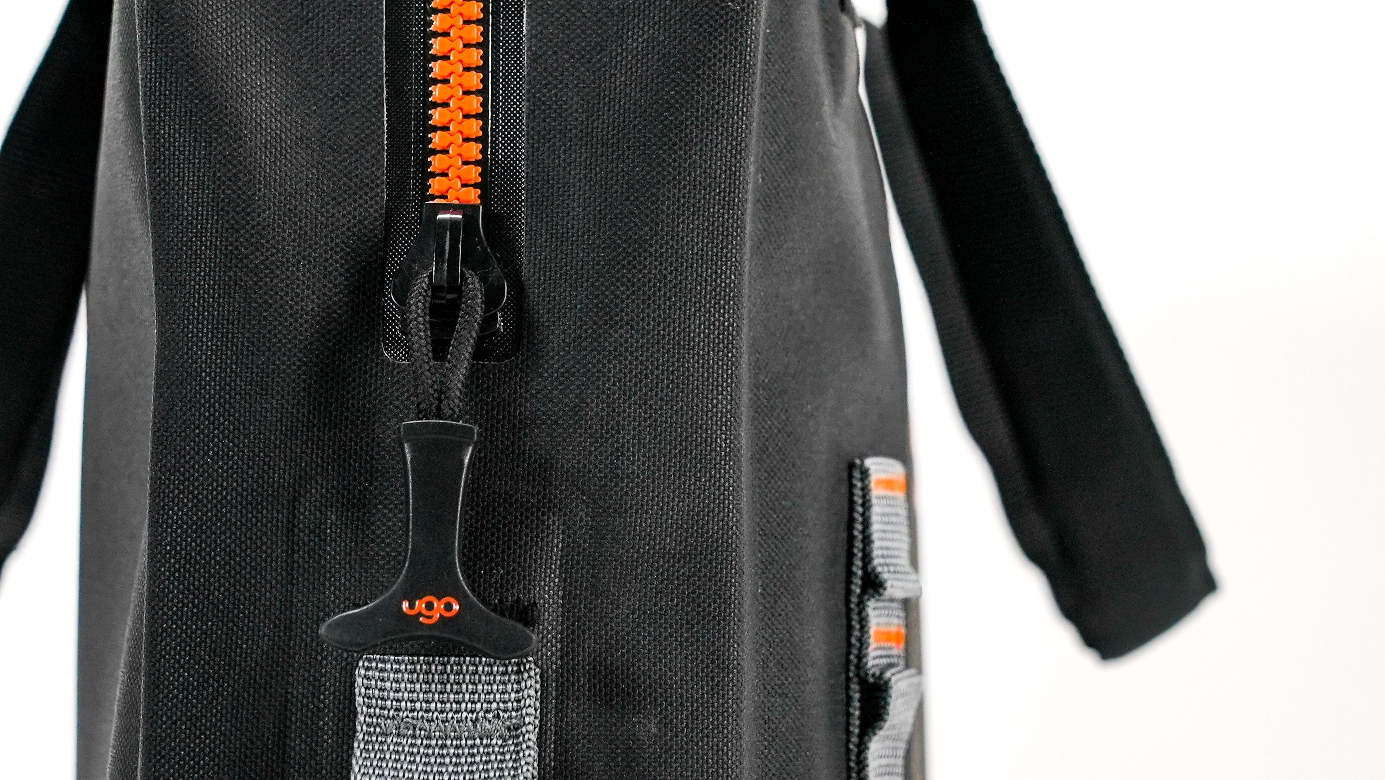 ugo® MESSENGER ugo wear