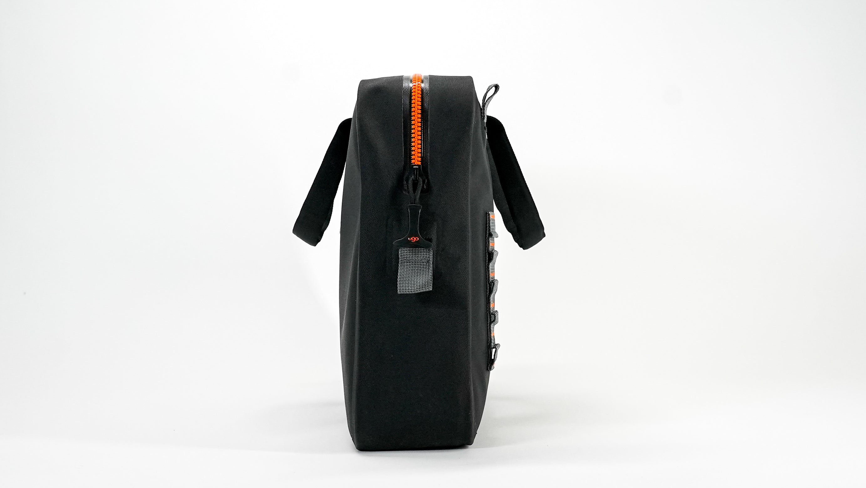 ugo® MESSENGER ugo wear