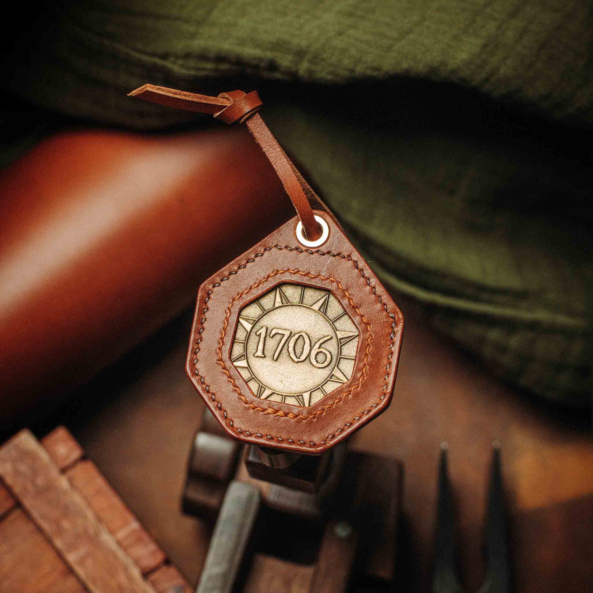 Peso Pocket v4 Plus - Octagonal challenge coin holder Pirate Goods