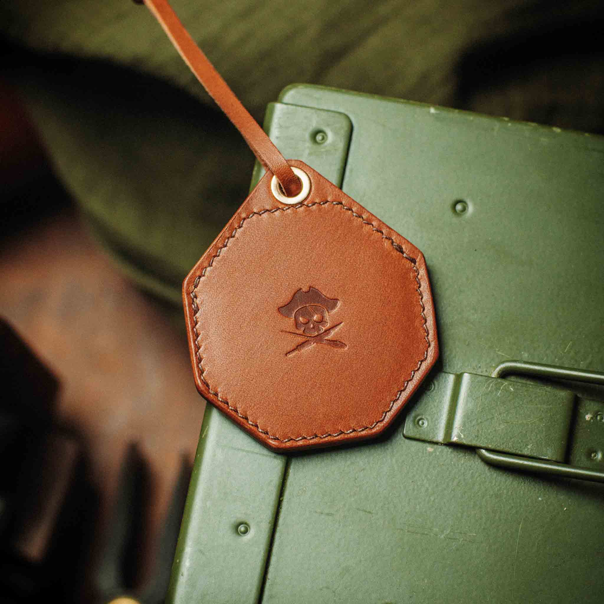 Peso Pocket v4 Plus - Octagonal challenge coin holder Pirate Goods