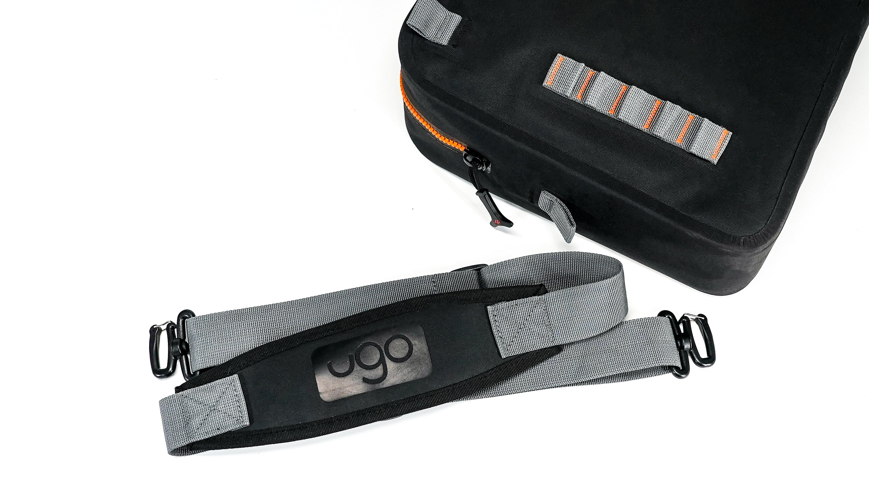 ugo® MESSENGER ugo wear