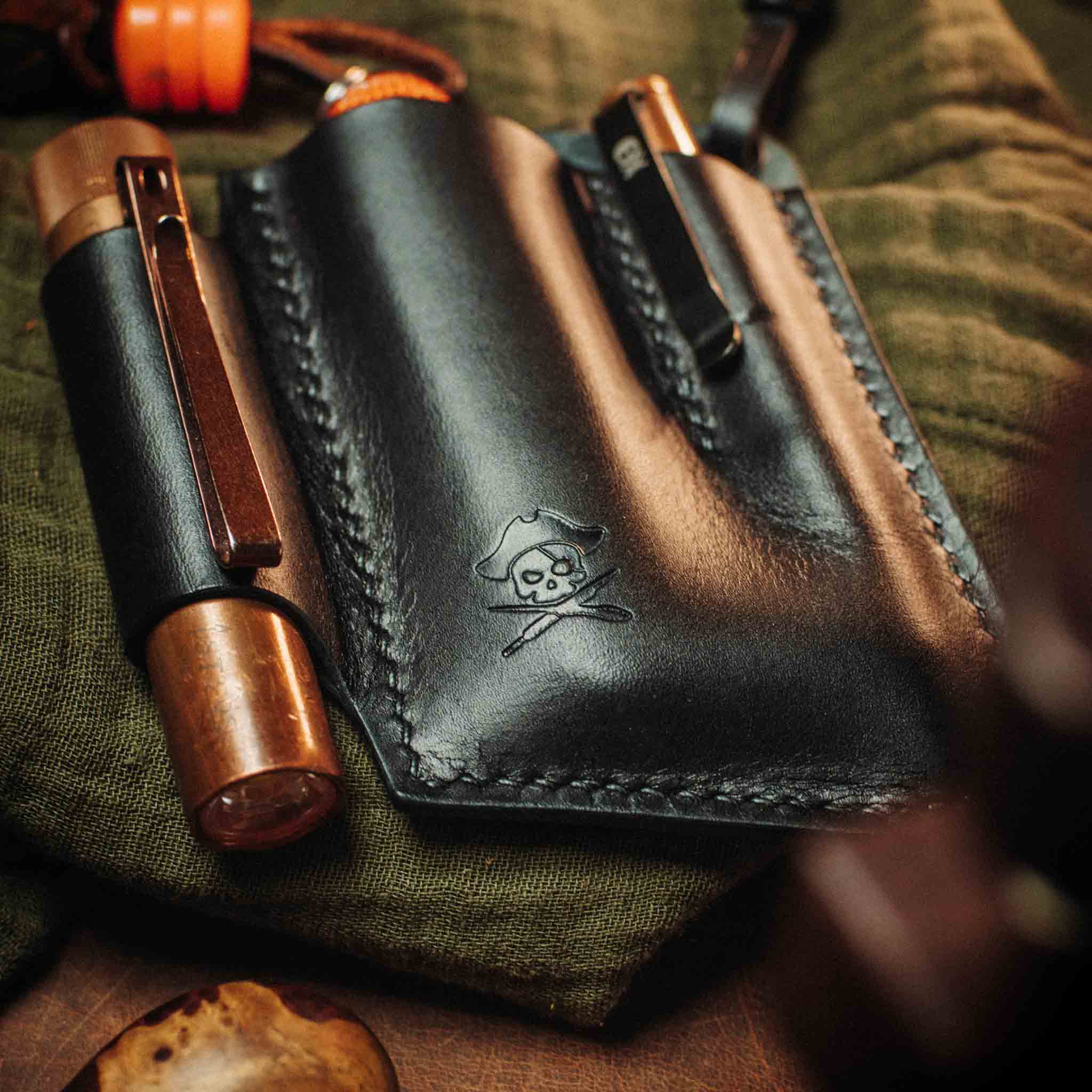 EDC Pocket Organizer - First Mate v3 | Leather Pocket Carrier Pirate Goods