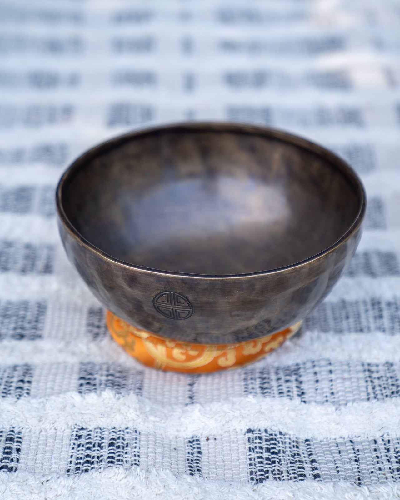 Sacral Chakra Full Moon Singing Bowl in D Sukha Sound Healing & Singing Bowls