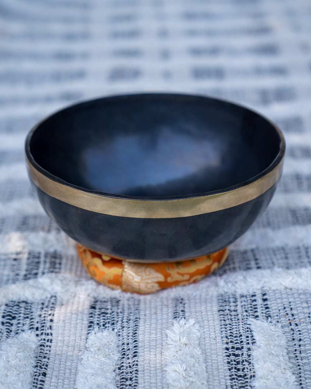 Sacral Chakra Singing Bowl in D Sukha Sound Healing & Singing Bowls