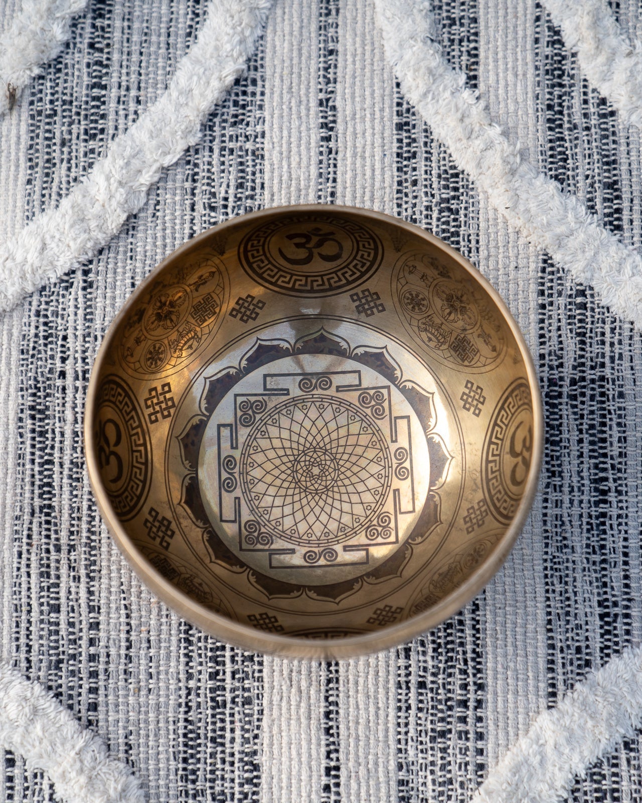 Special Carved Singing Bowl Set Sukha Sound Healing & Singing Bowls