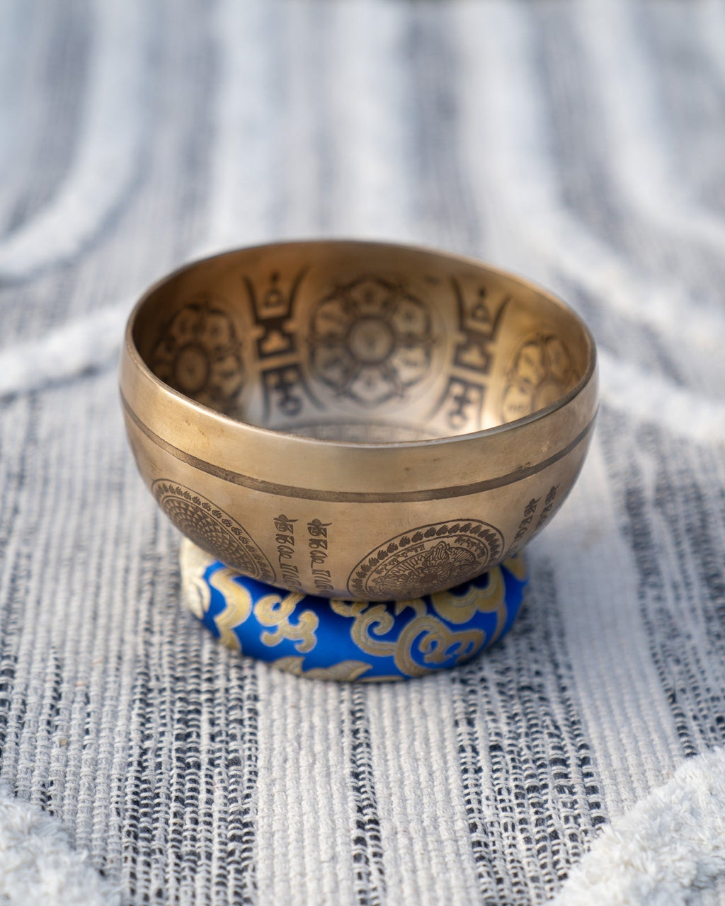 Special Carved Singing Bowl Set Sukha Sound Healing & Singing Bowls
