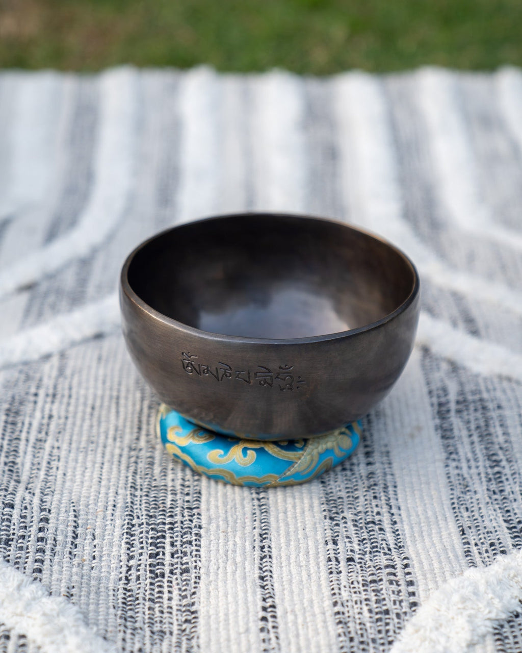 Full Moon Singing Bowl Set Sukha Sound Healing & Singing Bowls