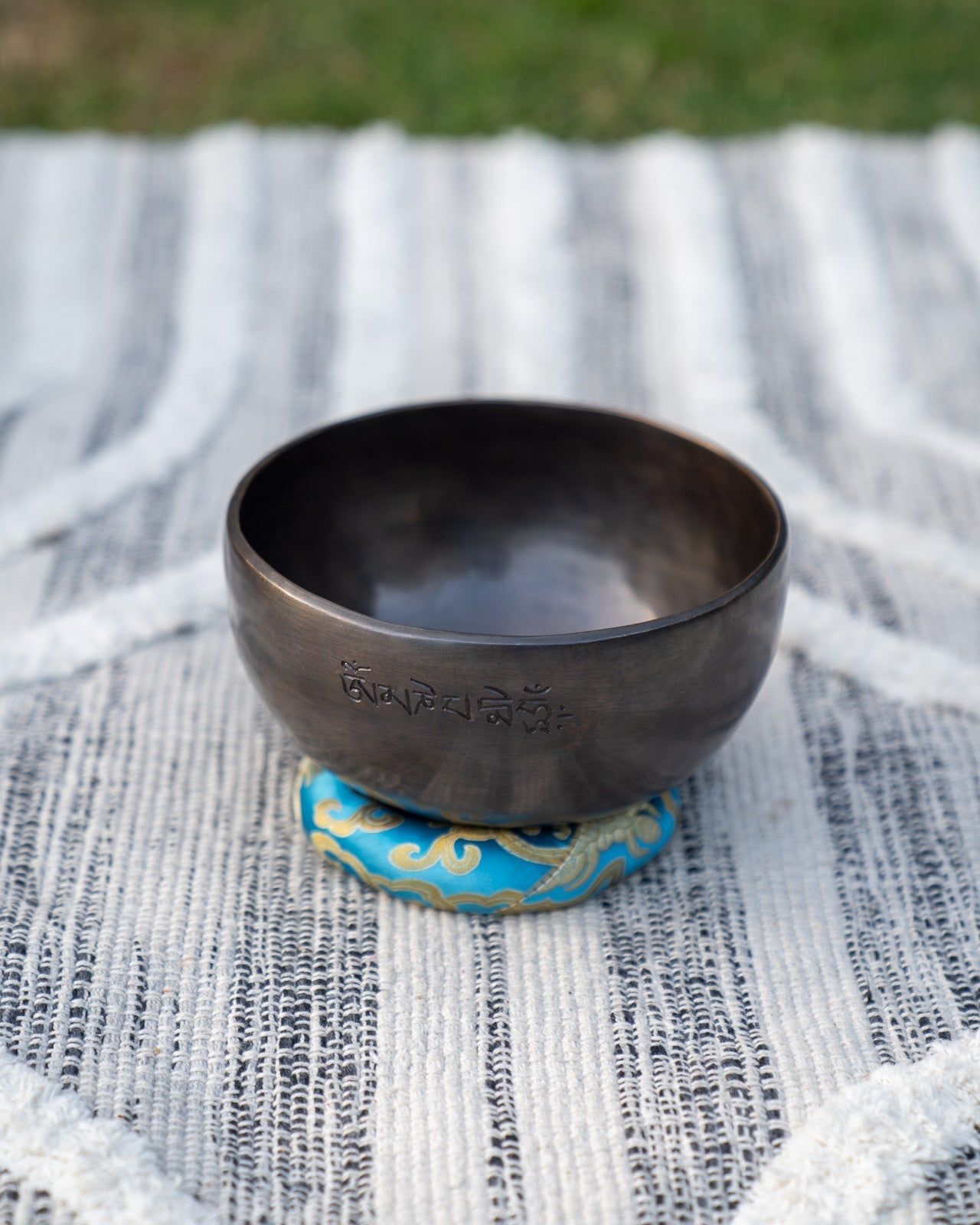 Full Moon Singing Bowl Set Sukha Sound Healing & Singing Bowls