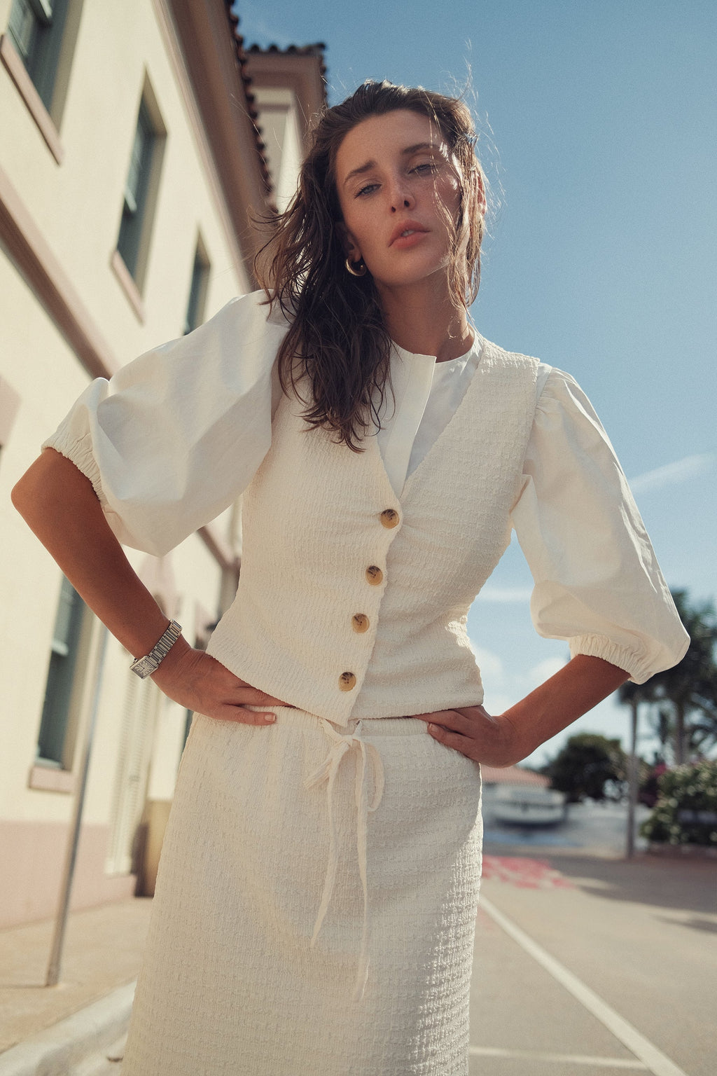 PUFF SLEEVE BLOUSE profile-nyc