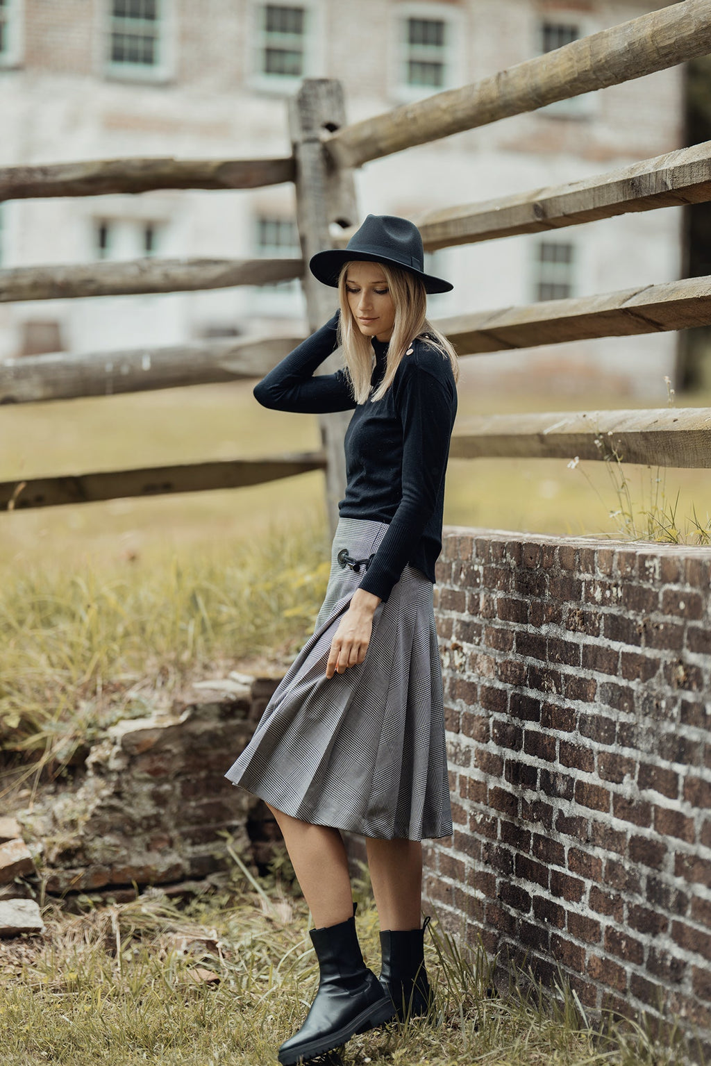 WOOL PLAID KILT SKIRT profile-nyc