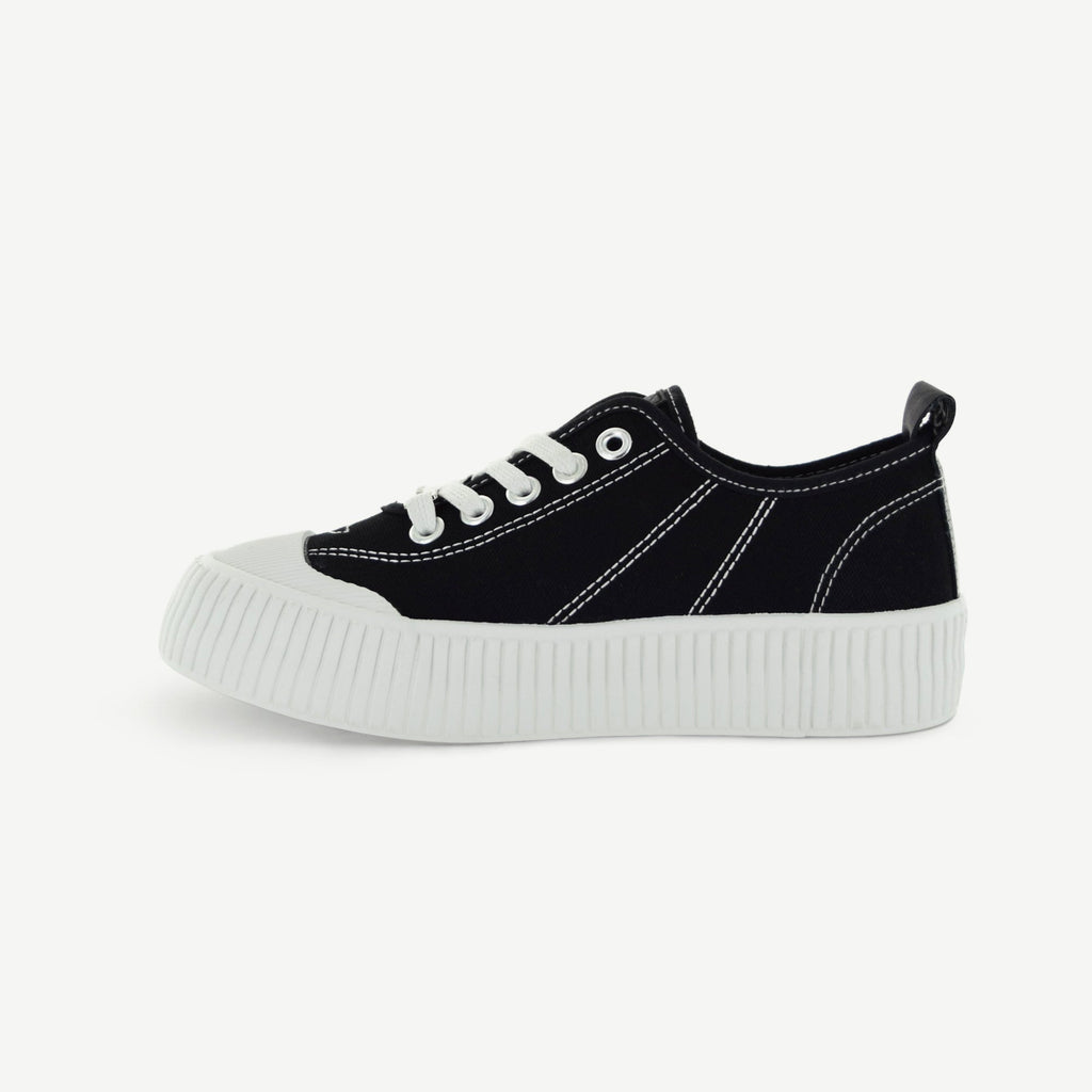COURT ROYALE: VULCANIZED COURT SHOE - BLACK/WHITE Elle Footwear