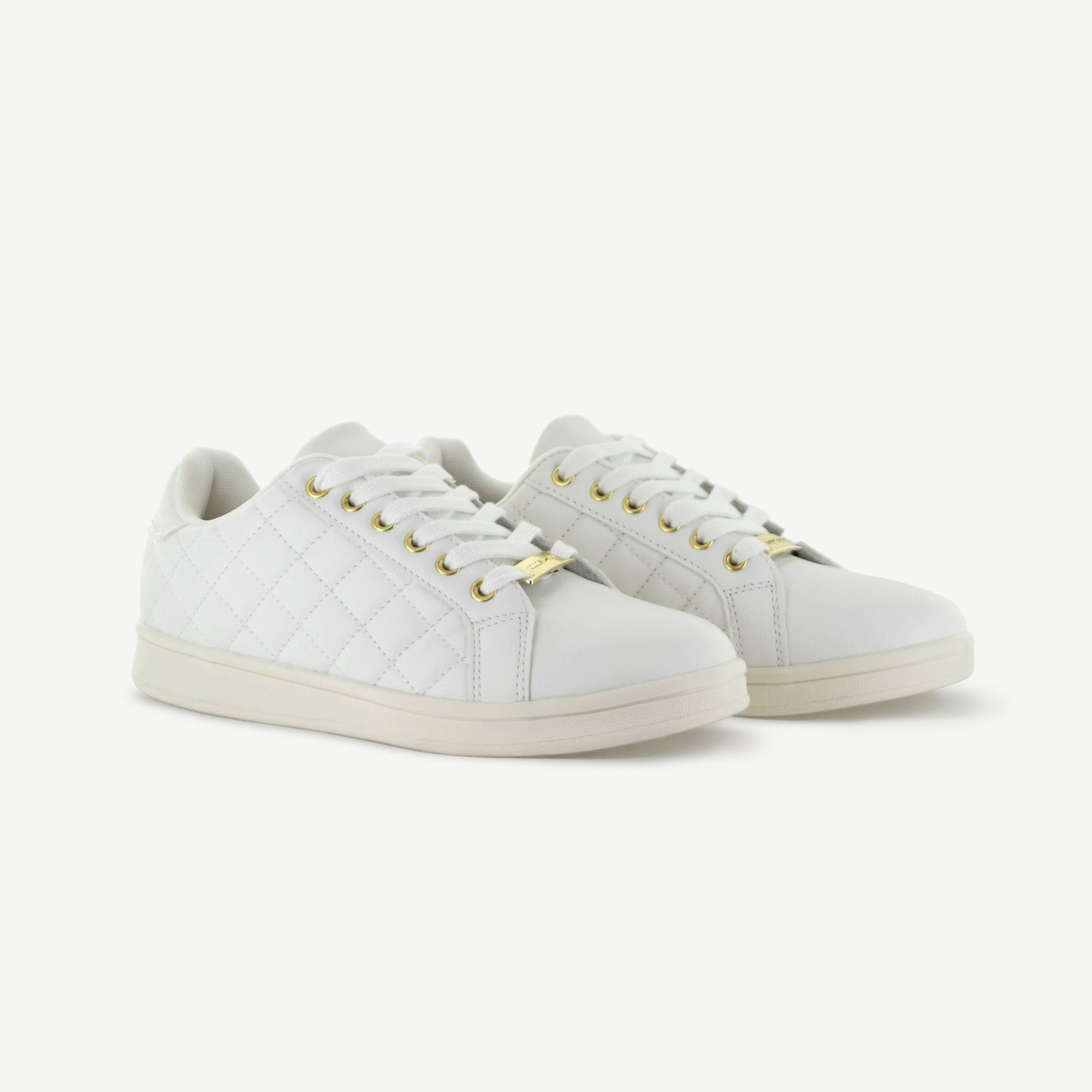 VOLTAIRE: QUILTED COURT SHOE - WHITE Elle Footwear