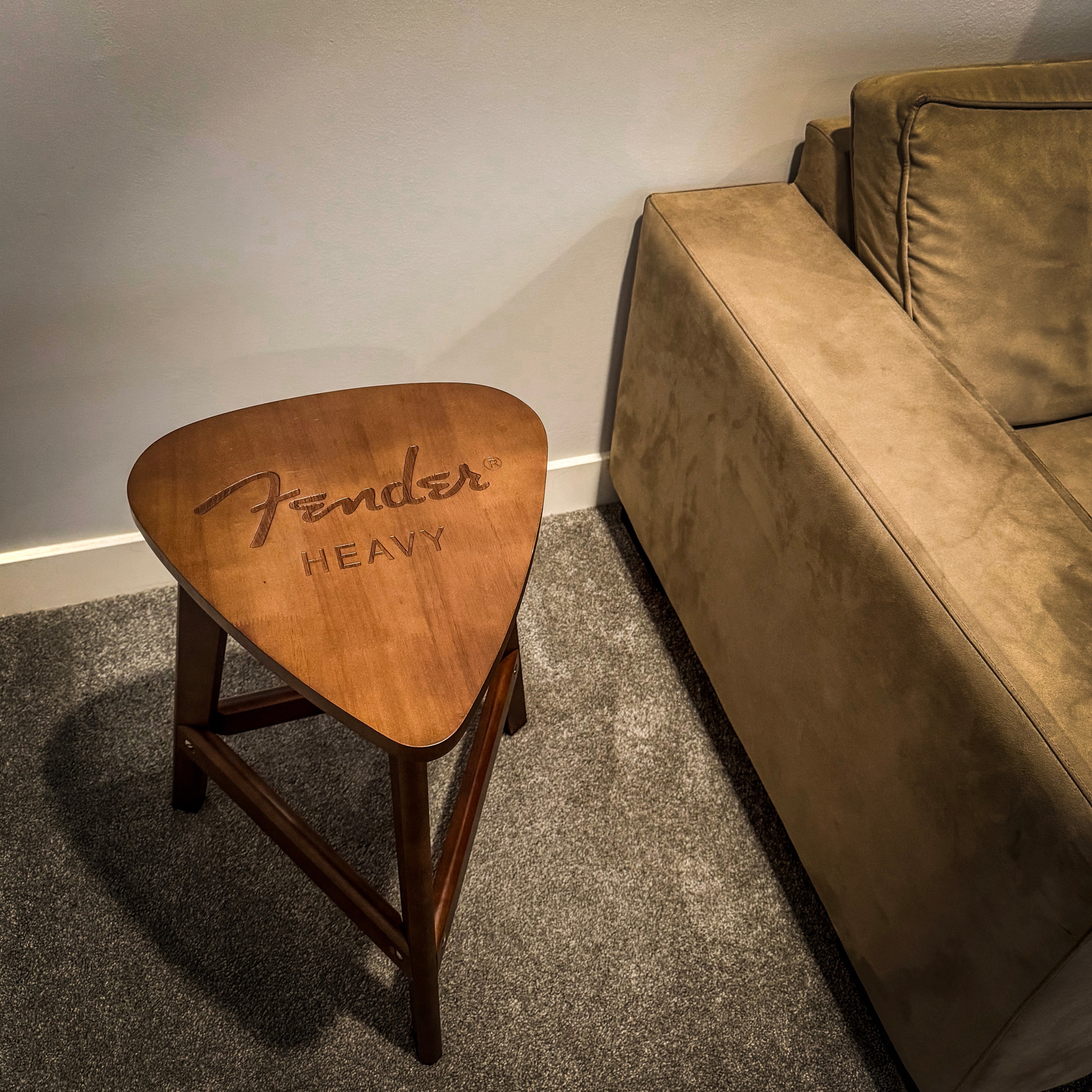 Fender Wooden End Table Pluginz Keychains
