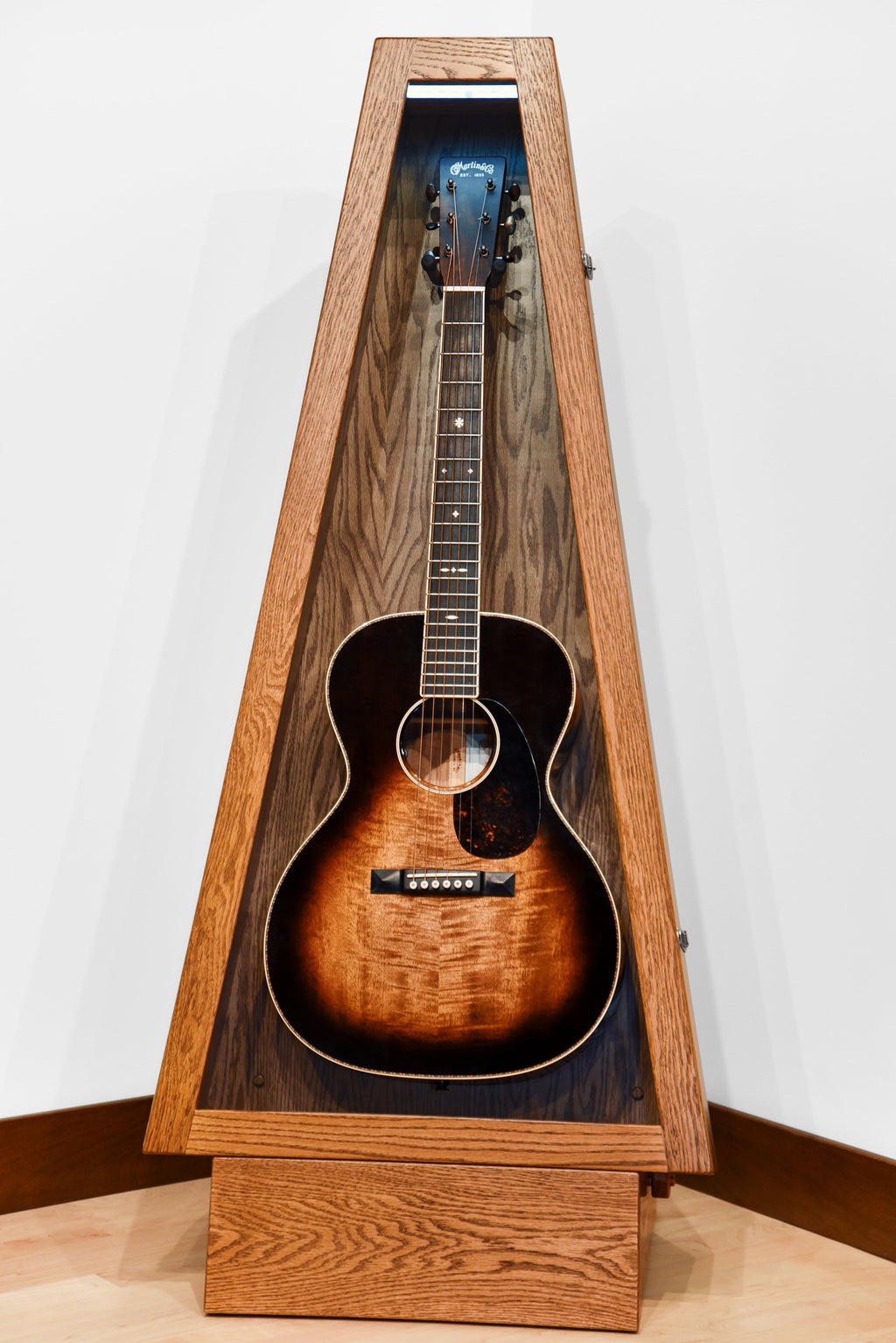 ClimaStand Triangle Humidor with Base - Red Oak with Golden Oak Stain Acoustic Remedy Cases