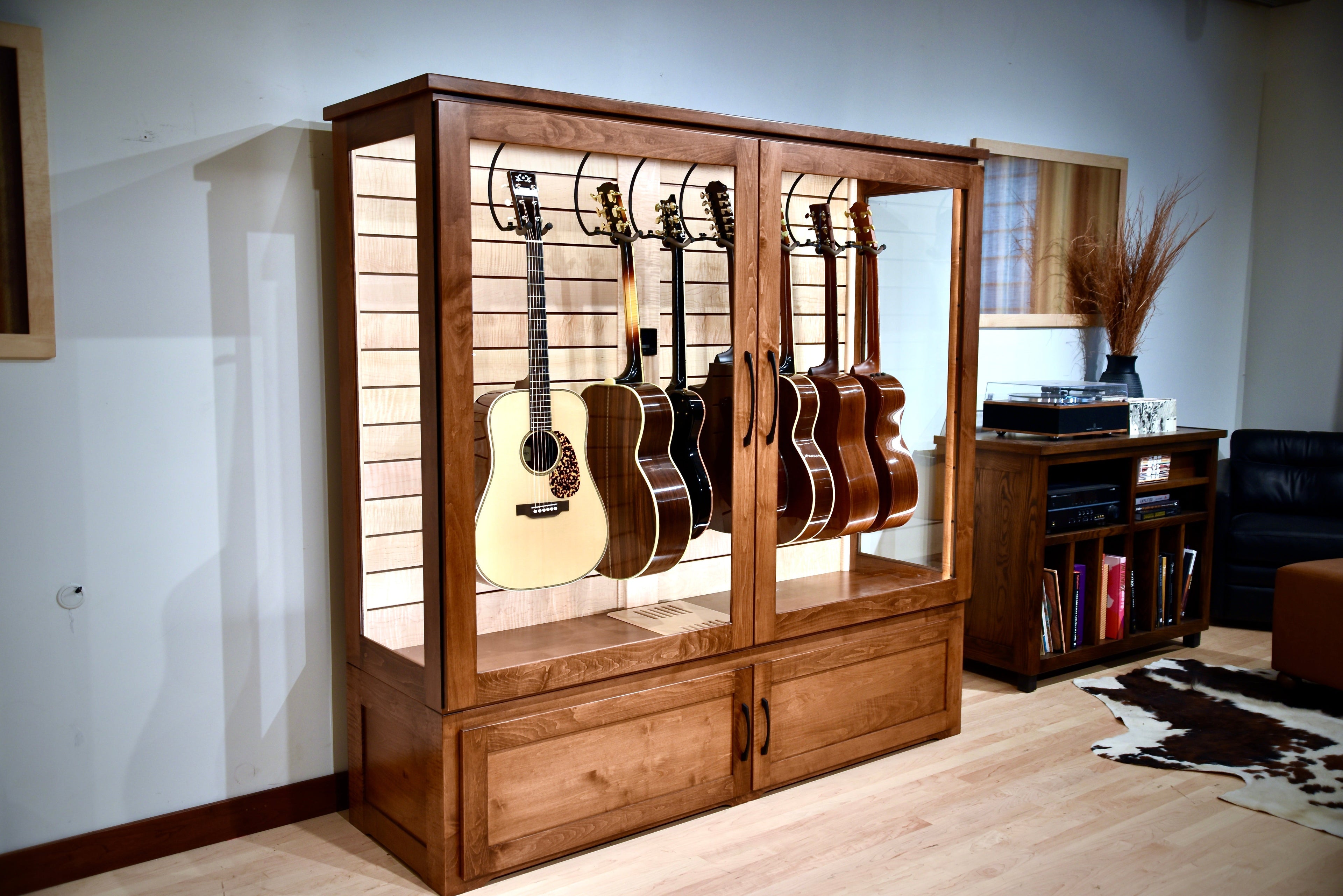 ClimaCab Grand+ | Maple with Boston Stain and Natural Flame Maple Accents Acoustic Remedy Cases