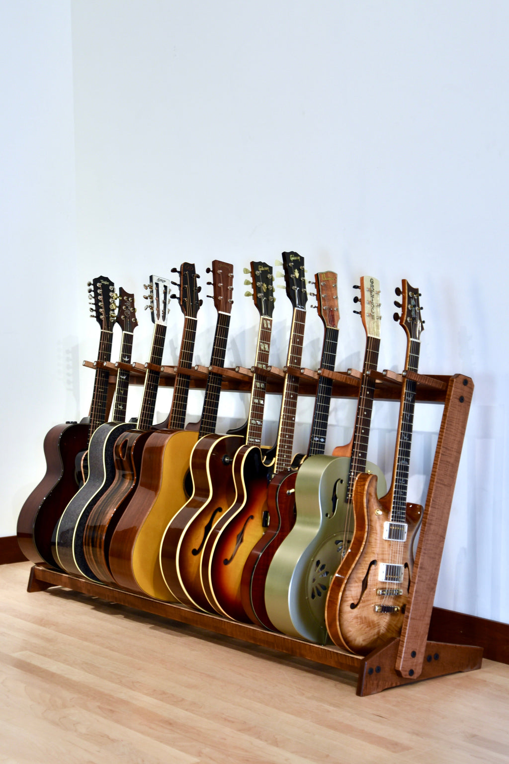 Grand StringRack - Flamed Maple - Boston Acoustic Remedy Cases