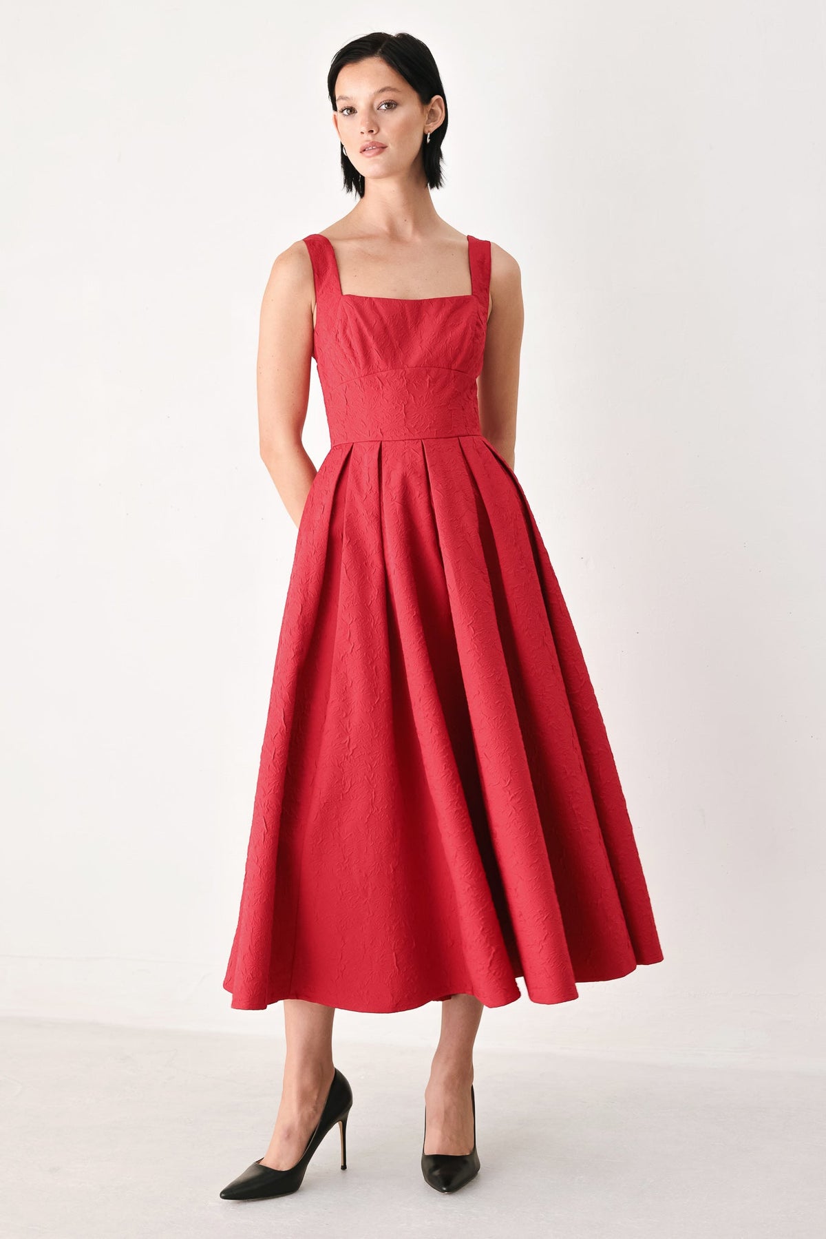 ECHO IN WHITE WOVEN MIDI DRESS Flying Tomato