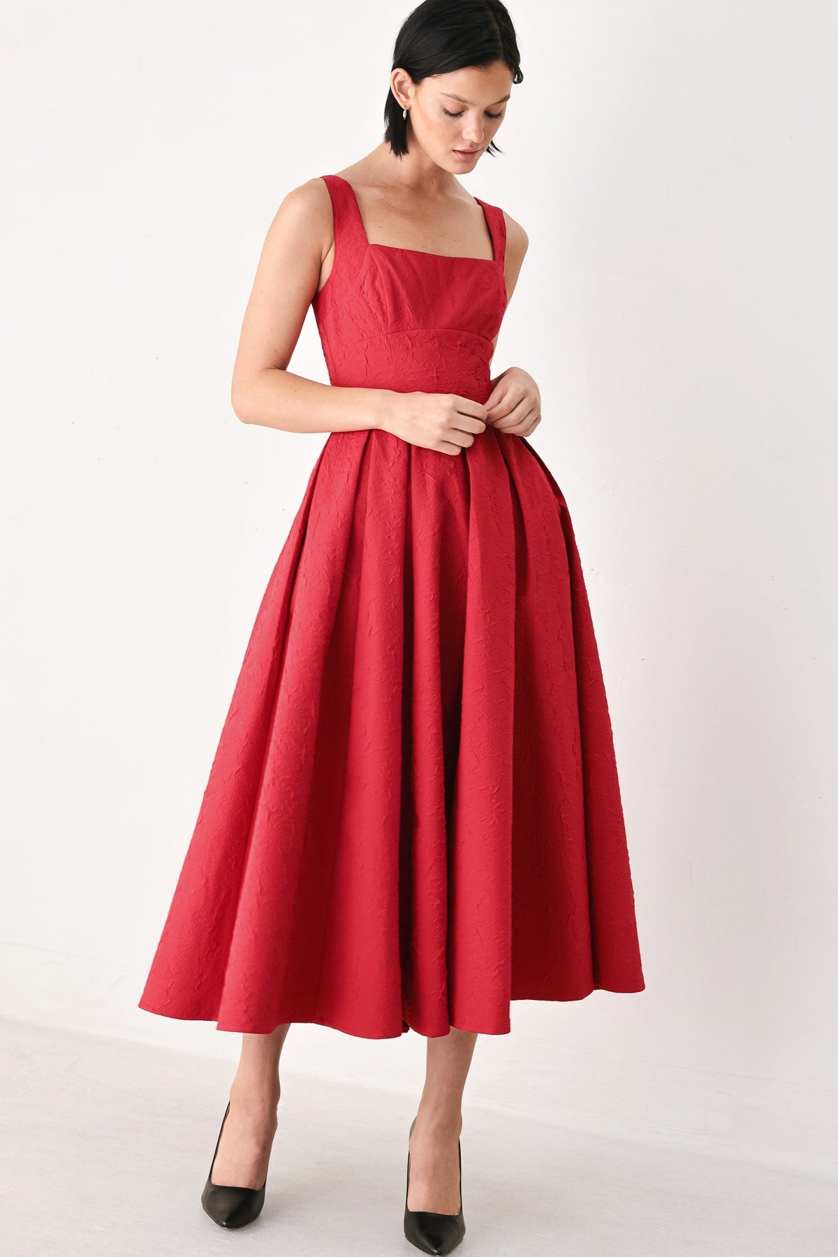 ECHO IN WHITE WOVEN MIDI DRESS Flying Tomato