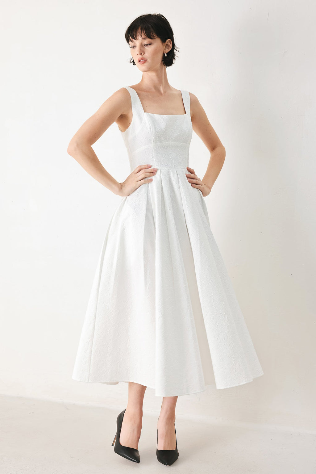 ECHO IN WHITE WOVEN MIDI DRESS Flying Tomato