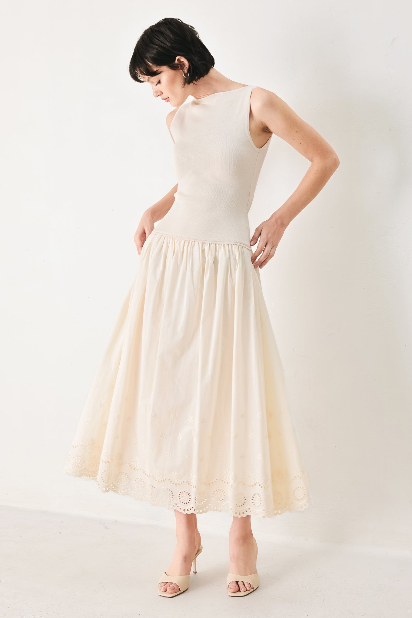 DAYDREAM THREAD MIDI DRESS Flying Tomato