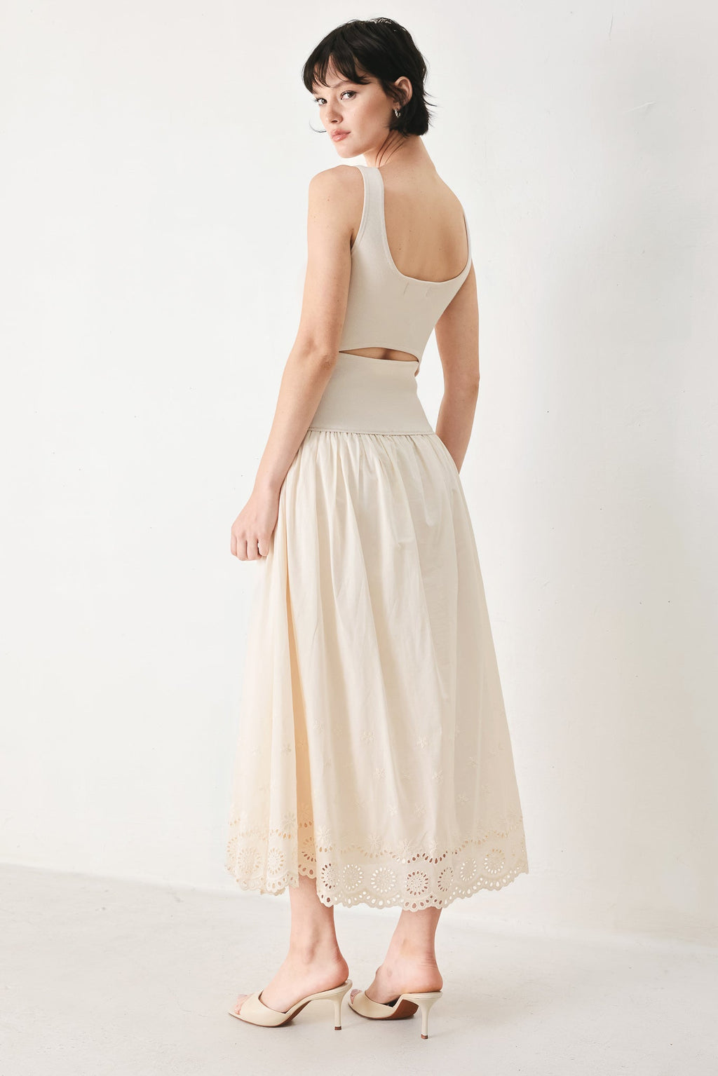 DAYDREAM THREAD MIDI DRESS Flying Tomato