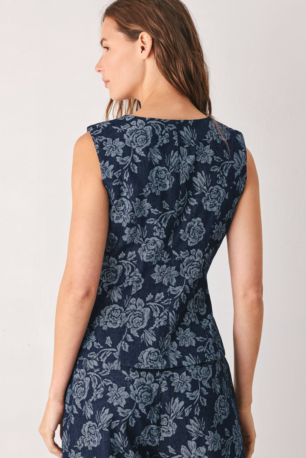 MIDNIGHT ROSE JACQUARD DENIM VEST Flying Tomato
