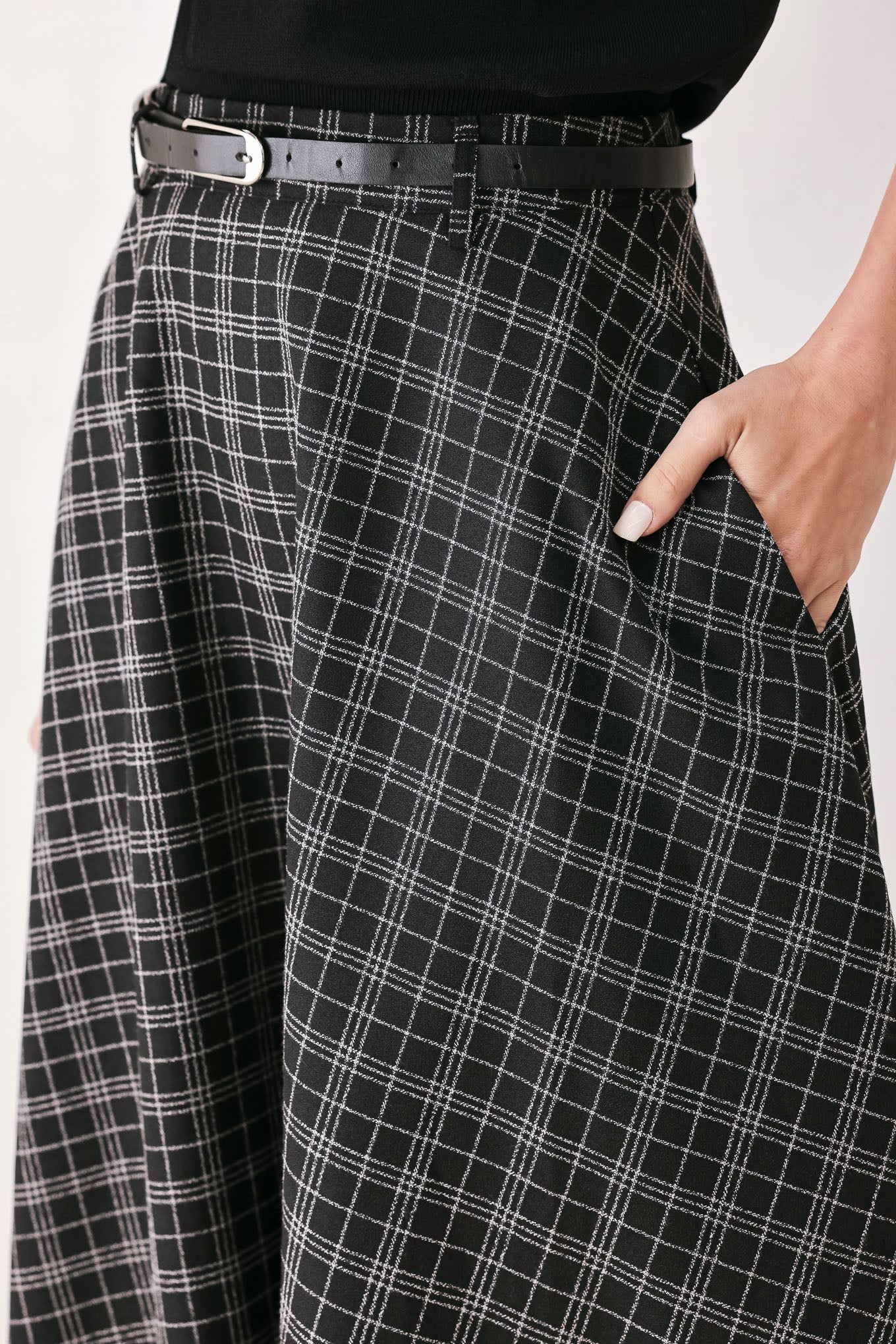 MONOCHROME CHECK FULL-SWEEP MIDI SKIRT Flying Tomato