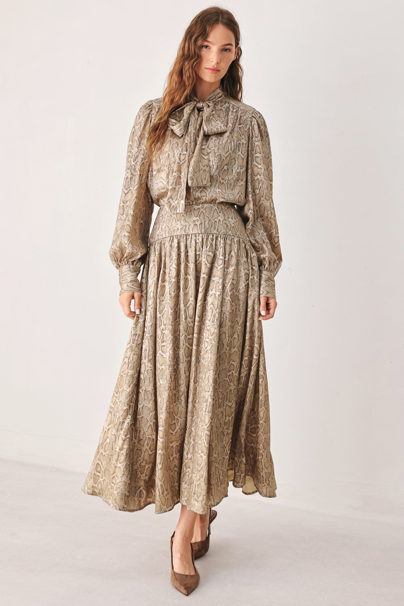 SERPENTINE TAUPE SNAKESKIN WOVEN MIDI SKIRT Flying Tomato