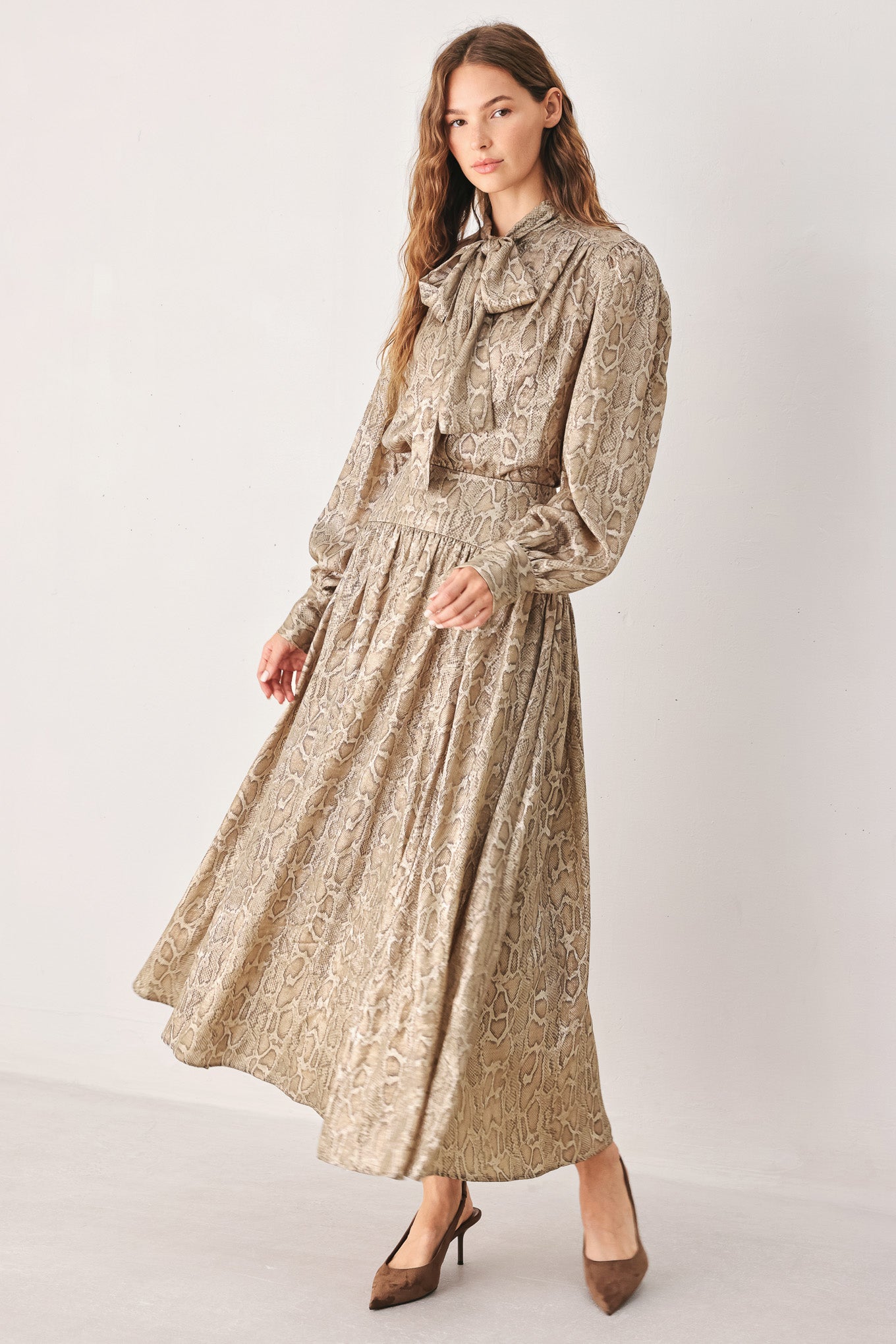 SERPENTINE TAUPE SNAKESKIN WOVEN MIDI SKIRT Flying Tomato