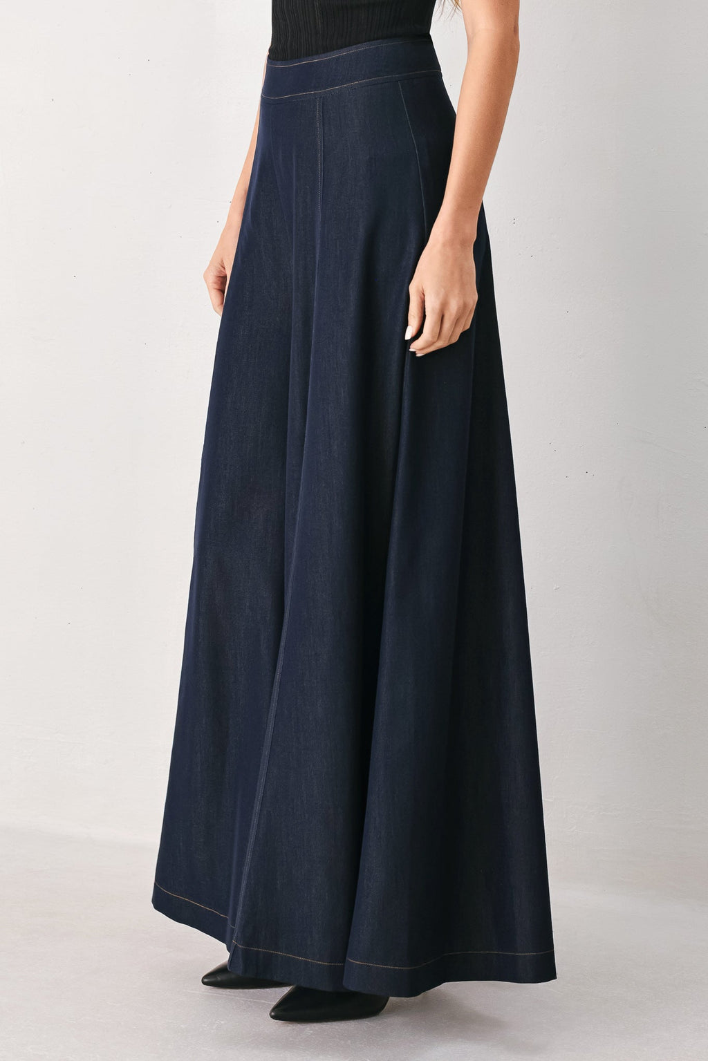 CASUAL ROMANCE WOVEN PANTS Flying Tomato