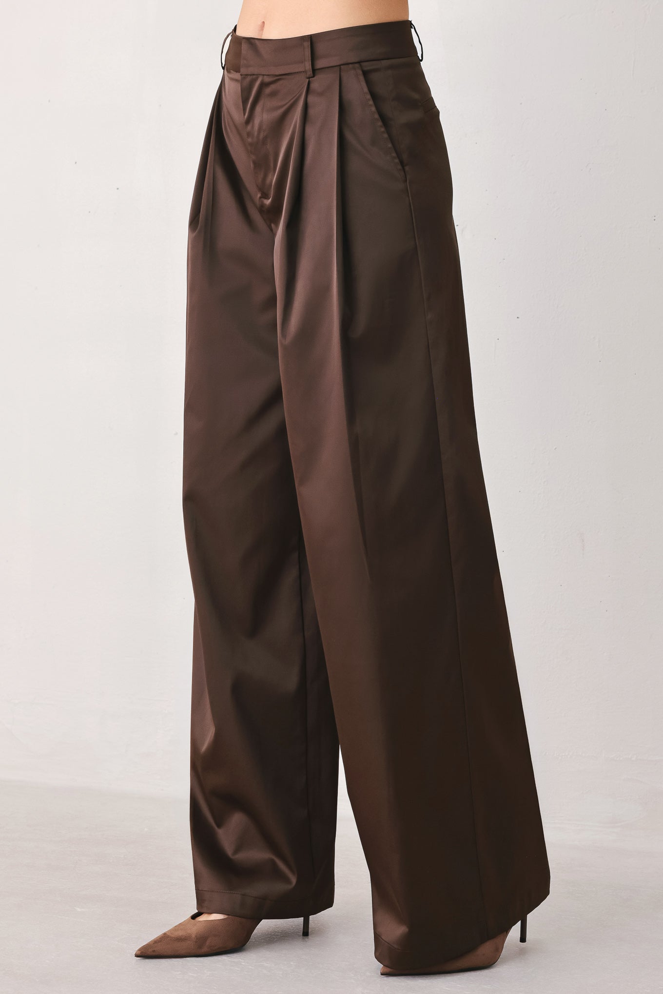 PARCHMENT RELAXED-FIT WOVEN PANTS Flying Tomato