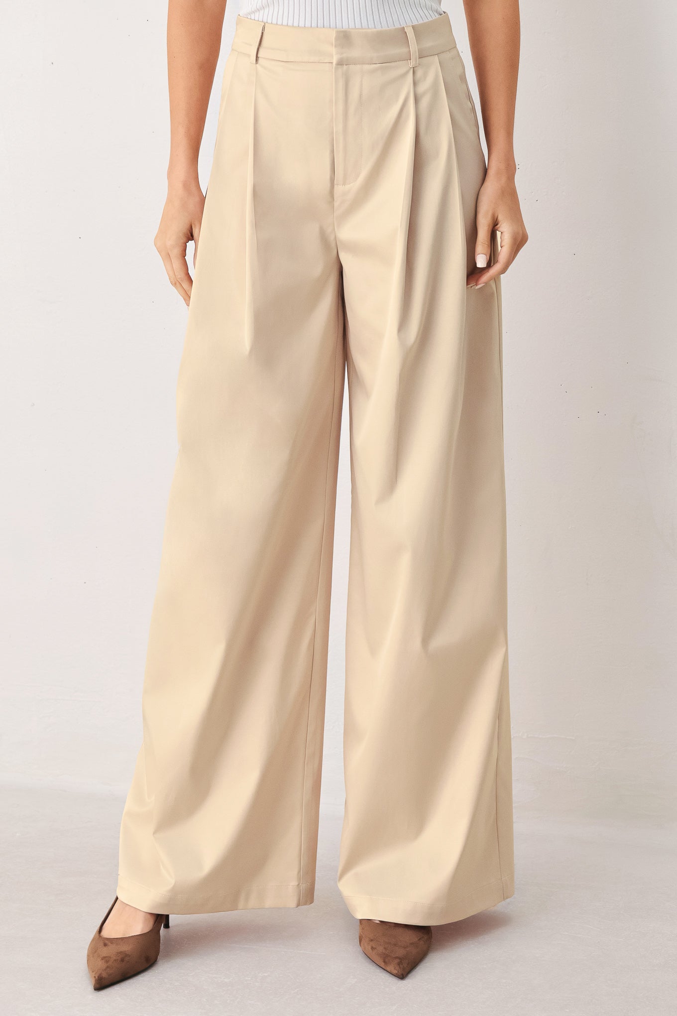 PARCHMENT RELAXED-FIT WOVEN PANTS Flying Tomato