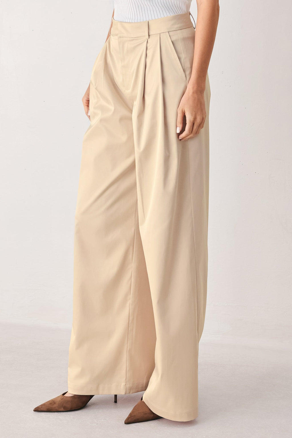 PARCHMENT RELAXED-FIT WOVEN PANTS Flying Tomato