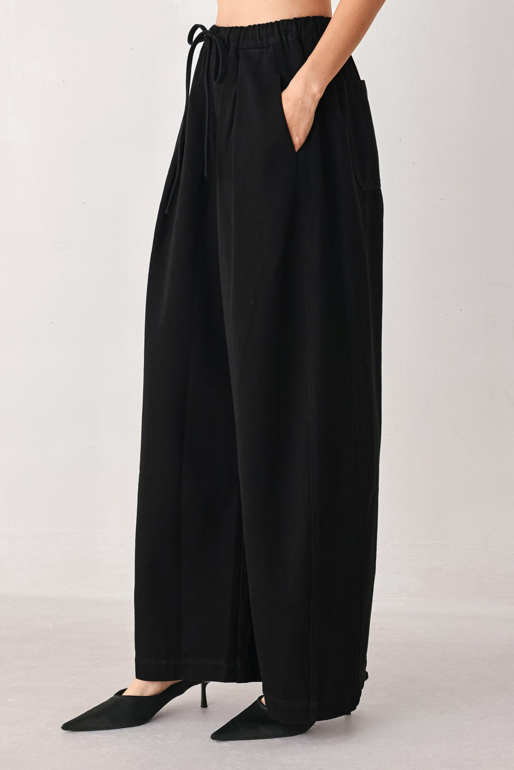 NIGHTSHADE FLOWY DRAWSTRING WOVEN PANTS Flying Tomato