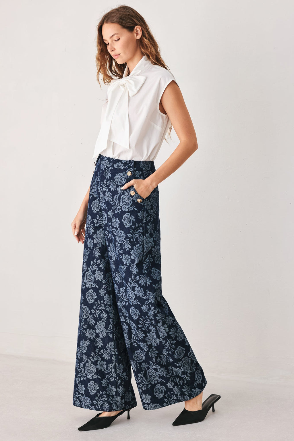 MIDNIGHT ROSE JACQUARD DENIM PANTS Flying Tomato