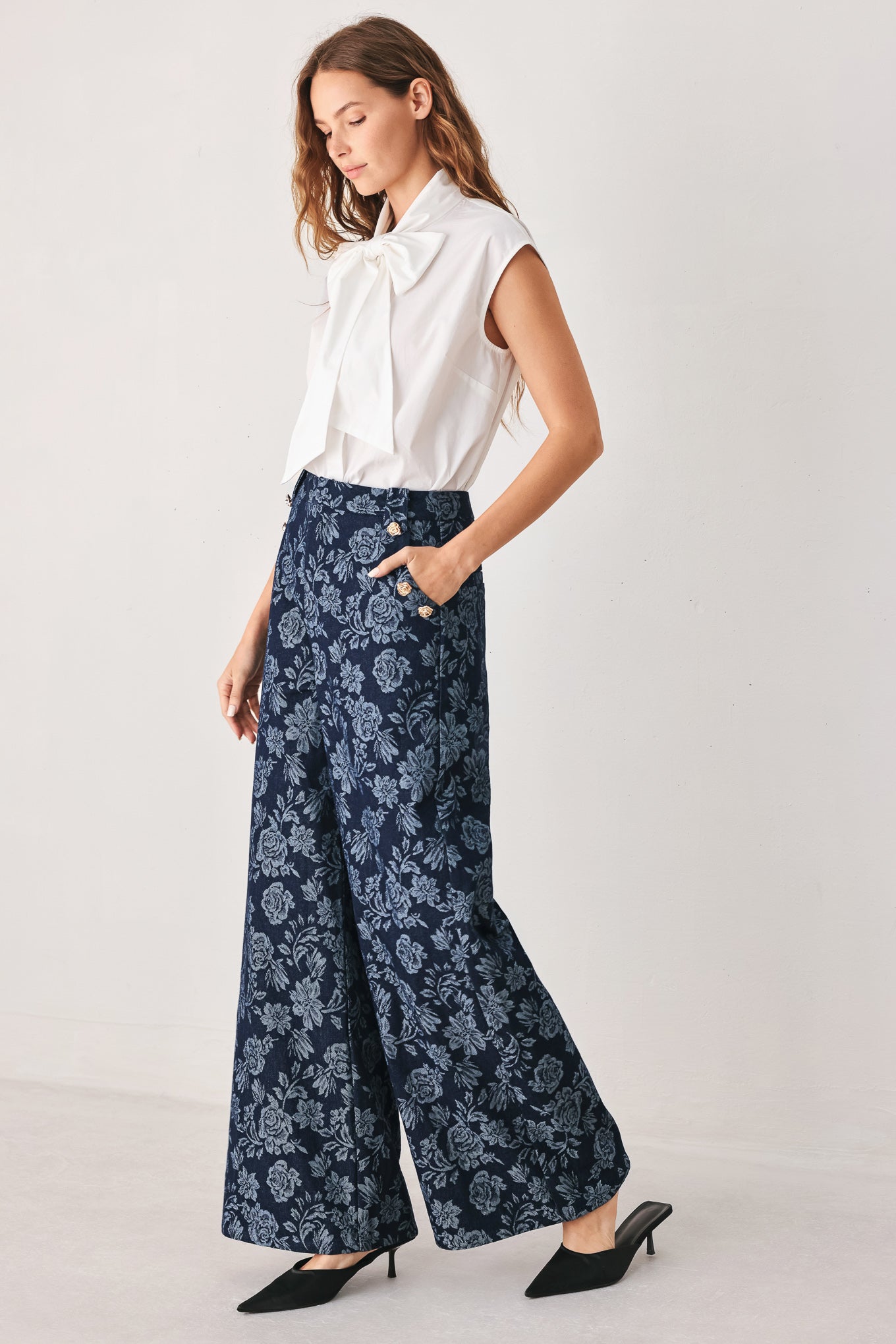 MIDNIGHT ROSE JACQUARD DENIM PANTS Flying Tomato