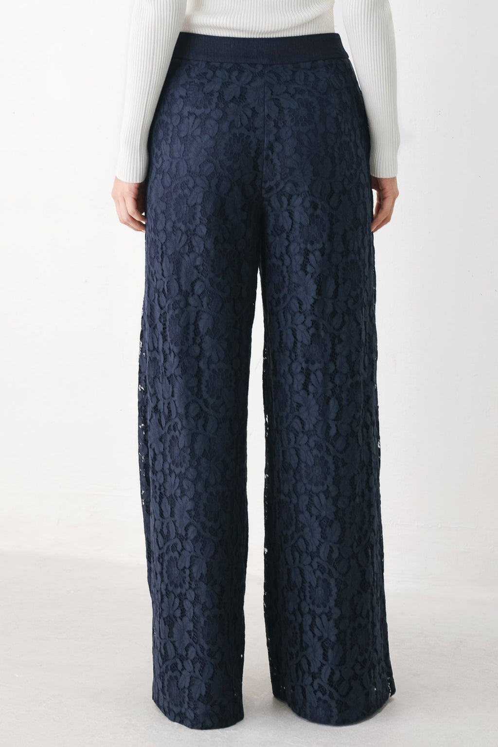MIDNIGHT PETAL FLOW WOVEN LACE PANTS Flying Tomato
