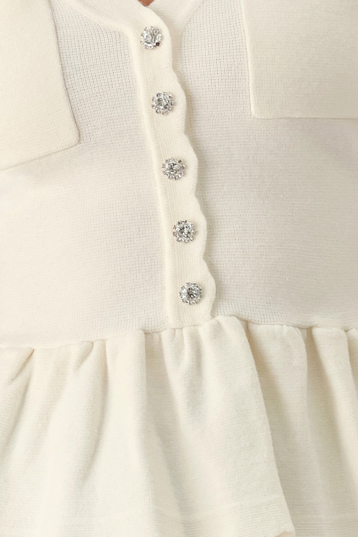 FROSTED CREAM POCKET-DETAIL SWEATER TOP Flying Tomato