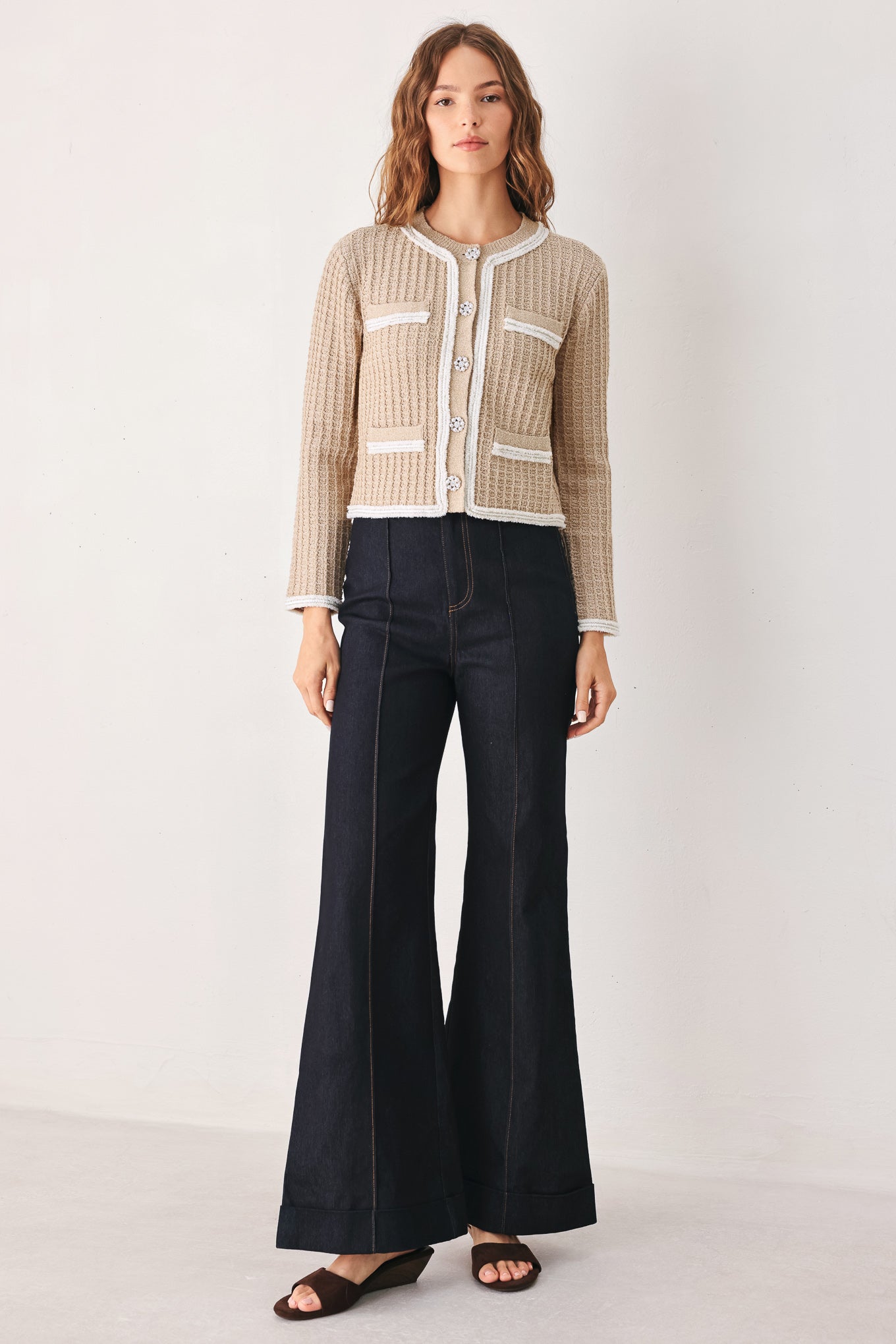 CAMELIA CONTRAST-BORDER CARDIGAN Flying Tomato