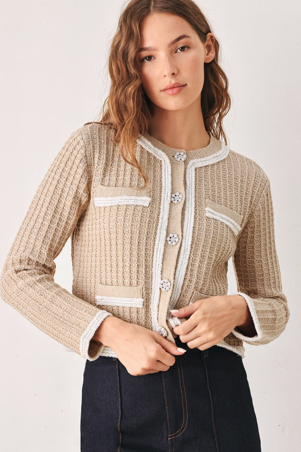 CAMELIA CONTRAST-BORDER CARDIGAN Flying Tomato