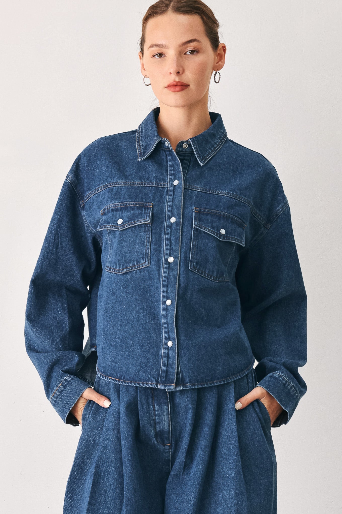 BLUE ECHO PLEATED DENIM JACKET Flying Tomato