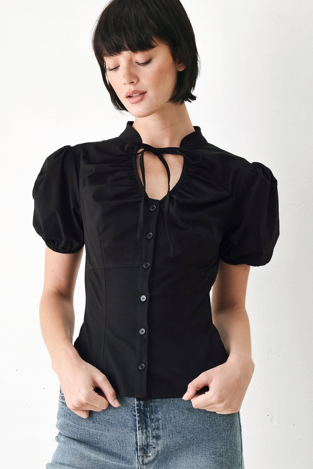 WHITE ROSE DAYDREAM WOVEN TOP Flying Tomato