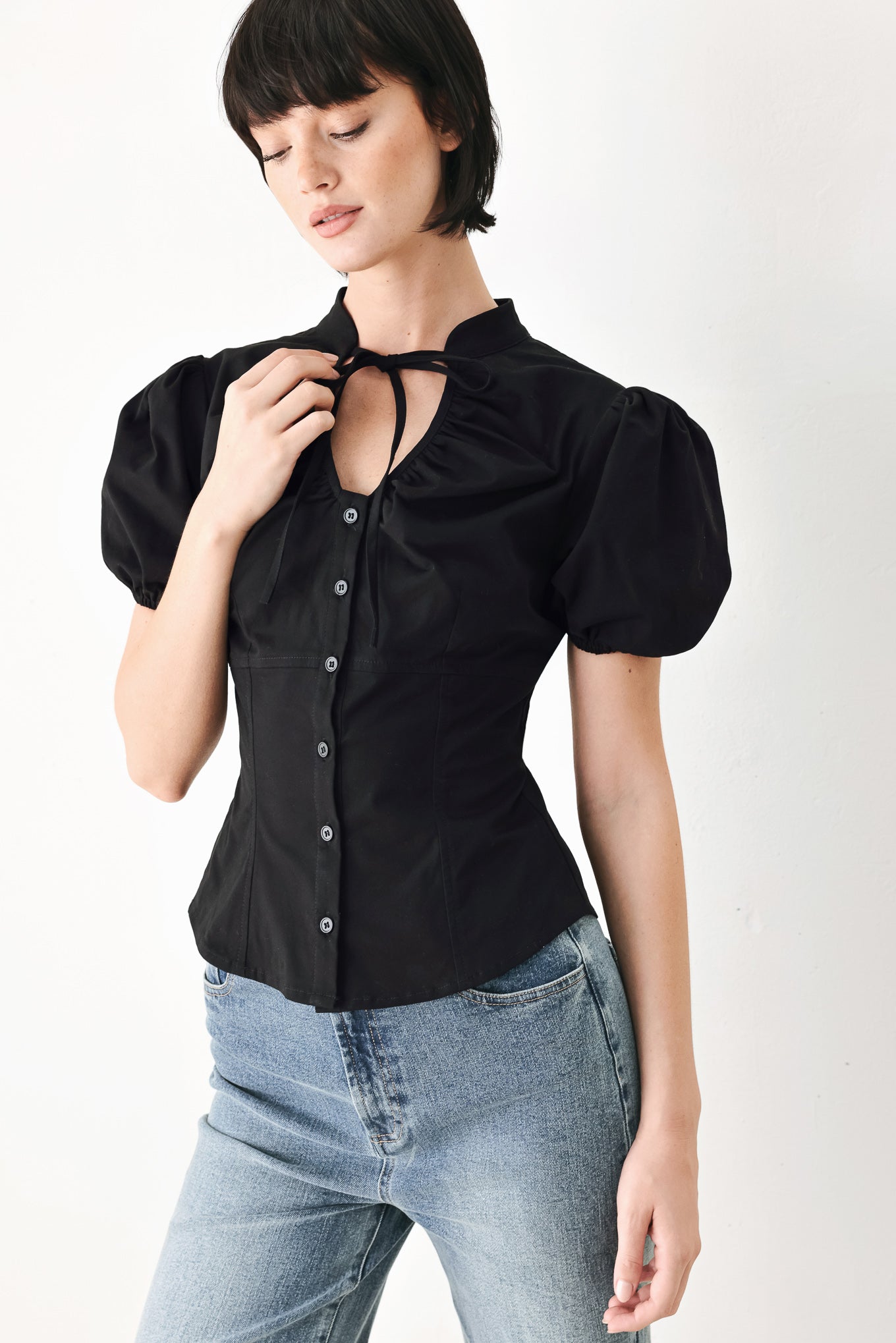 WHITE ROSE DAYDREAM WOVEN TOP Flying Tomato