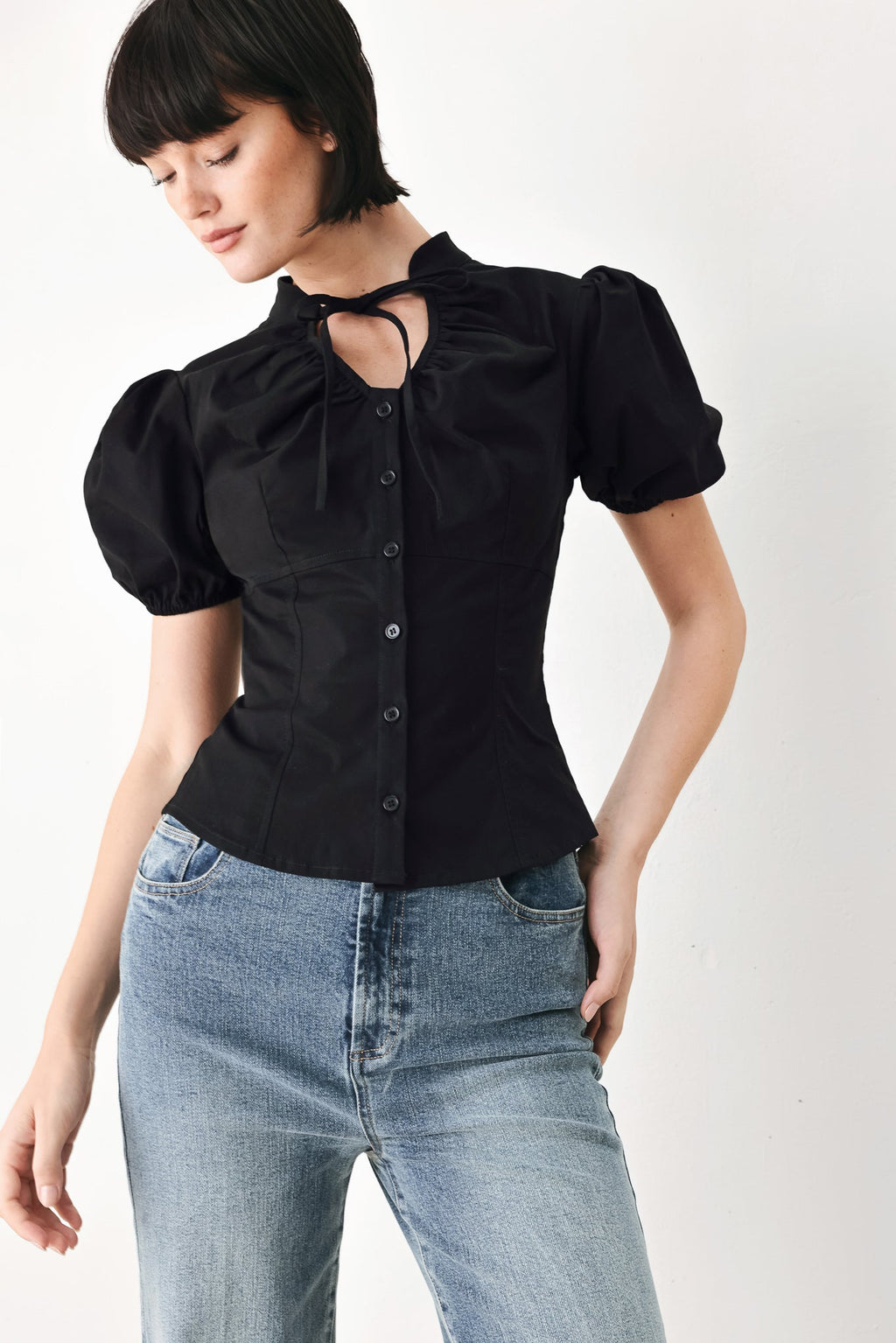 WHITE ROSE DAYDREAM WOVEN TOP Flying Tomato