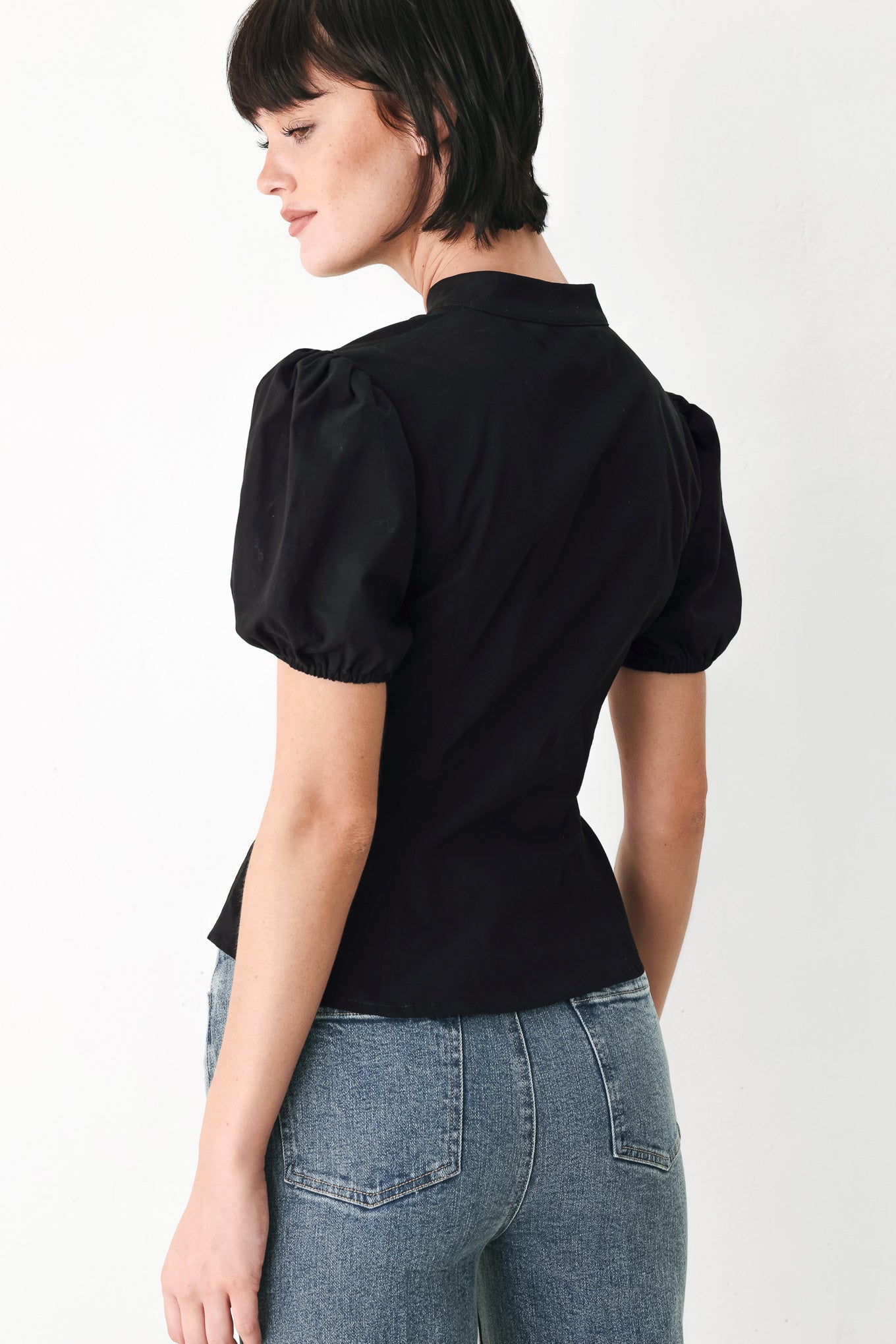 WHITE ROSE DAYDREAM WOVEN TOP Flying Tomato