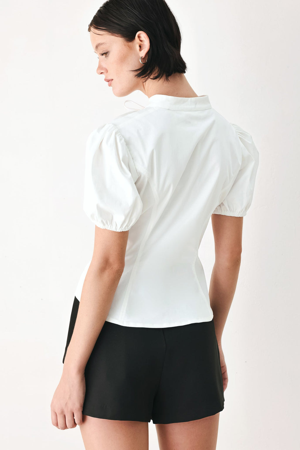 WHITE ROSE DAYDREAM WOVEN TOP Flying Tomato